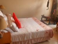Bed Room 2 - 17 square meters of property in Kosmos Ridge