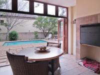 Patio - 28 square meters of property in Willow Acres Estate