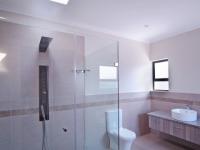 Main Bathroom - 19 square meters of property in Silverwoods Country Estate