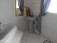 Main Bathroom - 9 square meters of property in Nigel
