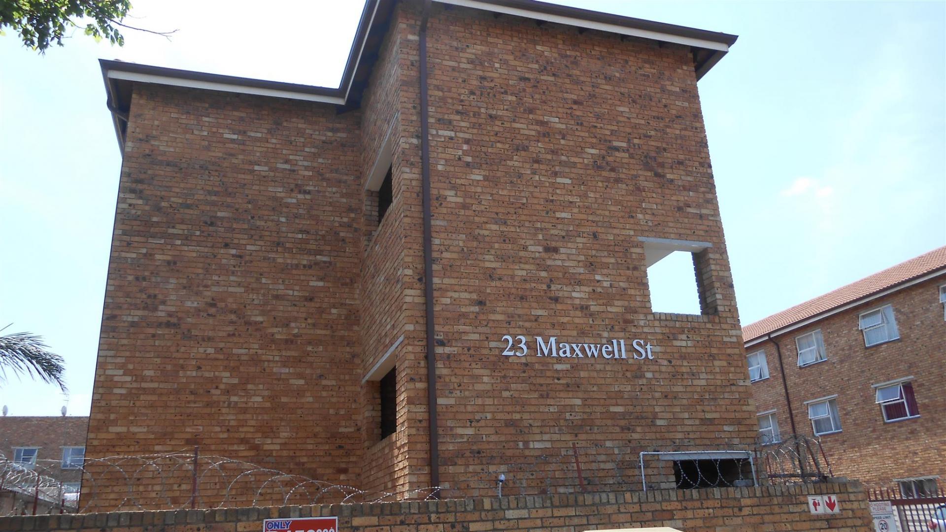 Front View of property in Kempton Park