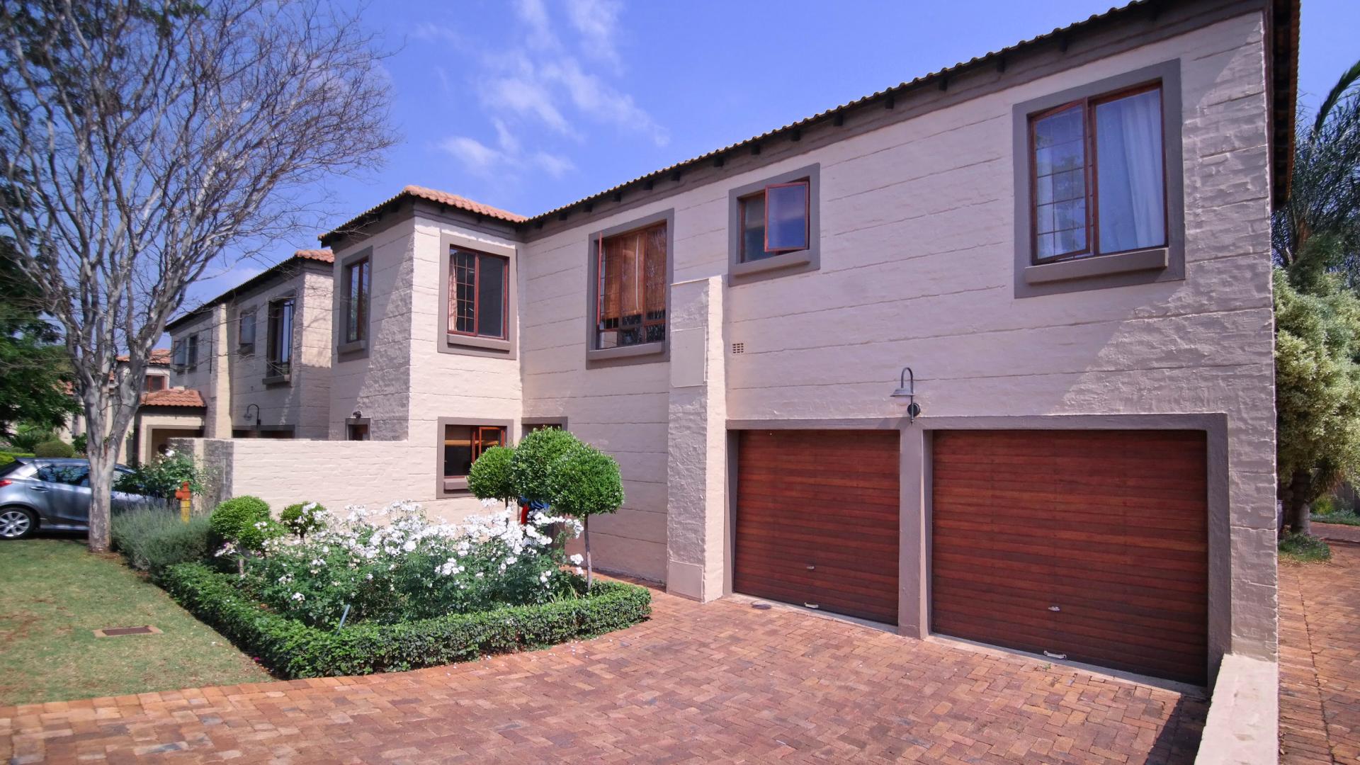 Front View of property in Woodhill Golf Estate