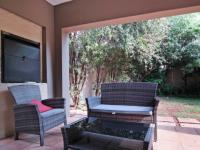 Patio - 11 square meters of property in Woodhill Golf Estate