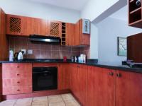 Kitchen - 11 square meters of property in Woodhill Golf Estate