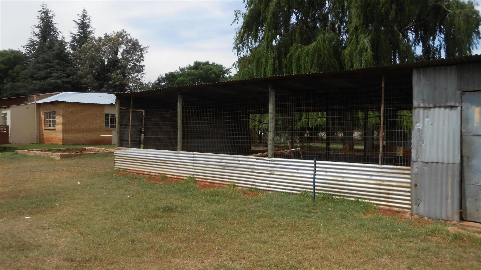 Backyard of property in Eloff