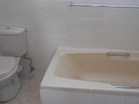 Bathroom 3+ - 7 square meters of property in Rynfield