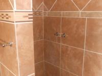 Main Bathroom - 11 square meters of property in Emalahleni (Witbank) 