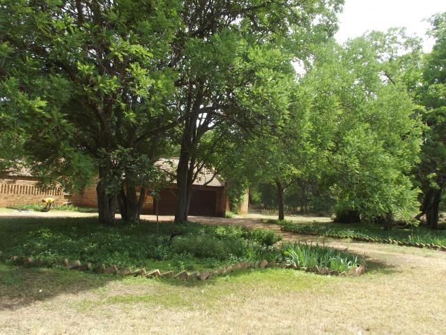  of property in Doornkloof