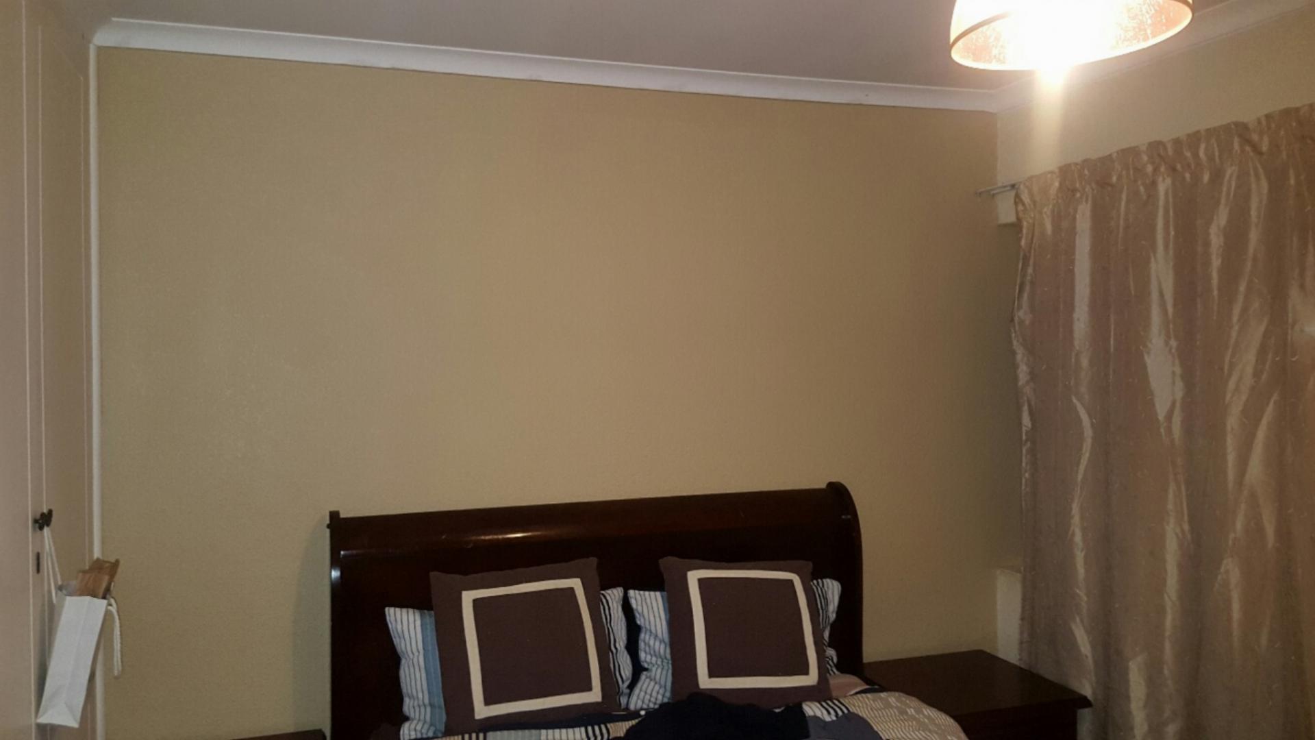 Bed Room 1 of property in Waldrift