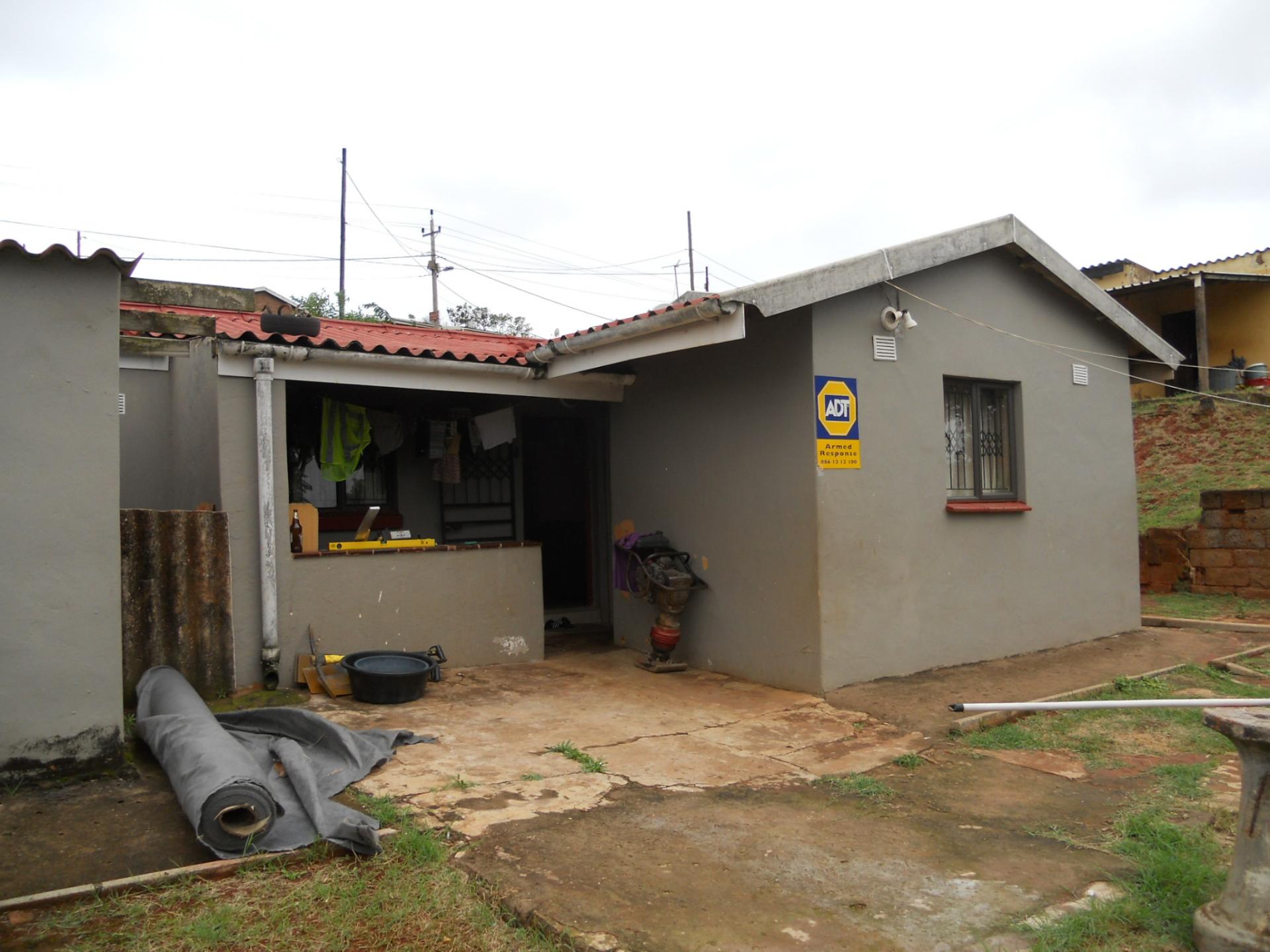 Front View of property in Lamontville