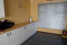 Kitchen - 17 square meters of property in Dennemere