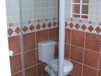 Main Bathroom - 7 square meters of property in Brakpan