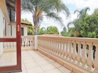 Balcony - 10 square meters of property in Silver Lakes Golf Estate