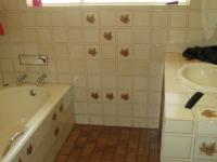 Bathroom 1 - 9 square meters of property in Westonaria