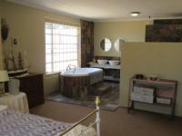 Main Bedroom - 35 square meters of property in Magaliesburg