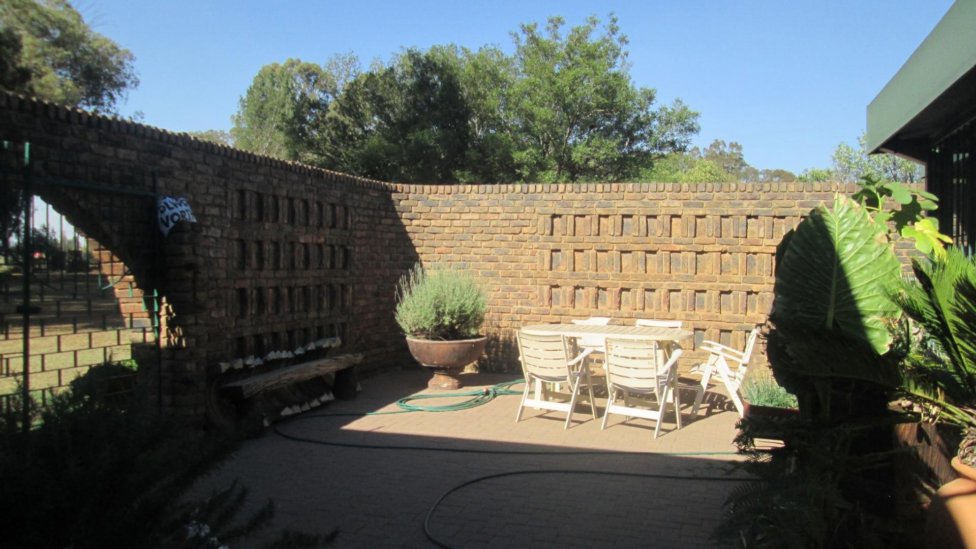 Spaces - 16 square meters of property in Buyscelia AH