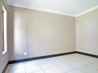 Bed Room 1 - 14 square meters of property in Silver Stream Estate