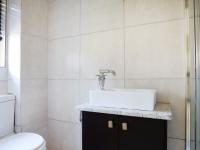 Bathroom 1 - 4 square meters of property in Silver Stream Estate
