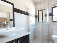 Bathroom 3+ - 23 square meters of property in Silver Stream Estate