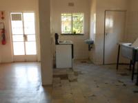 Kitchen - 96 square meters of property in Witfield