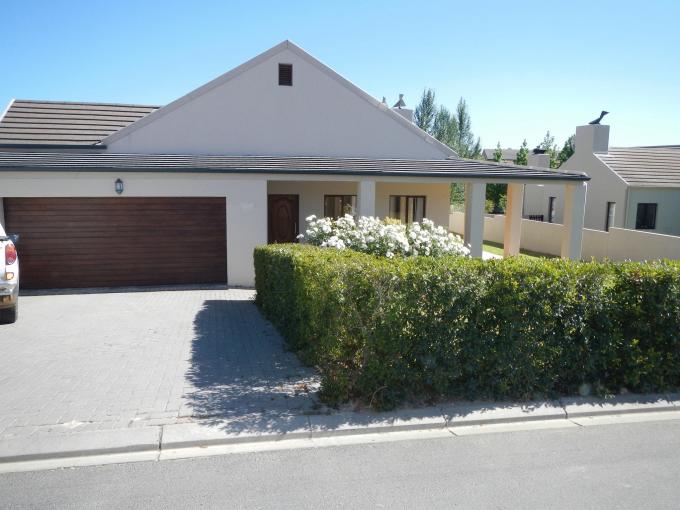 3 Bedroom House for Sale For Sale in Paarl - Home Sell - MR136679