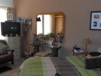 Main Bedroom - 18 square meters of property in Norkem park