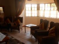 Lounges - 57 square meters of property in Boschkop