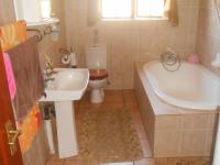 Bathroom 1 - 12 square meters of property in Boschkop