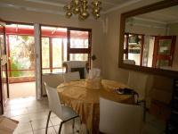 Dining Room of property in Beacon Bay