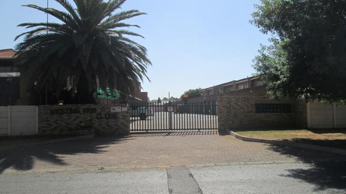 3 Bedroom Duplex for Sale For Sale in Vanderbijlpark - Home Sell - MR136878