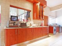 Kitchen - 37 square meters of property in Constantia Glen