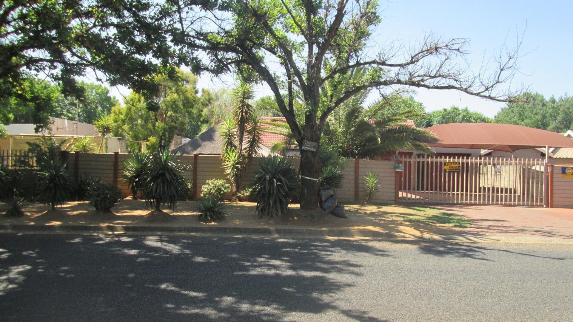 Front View of property in Vanderbijlpark