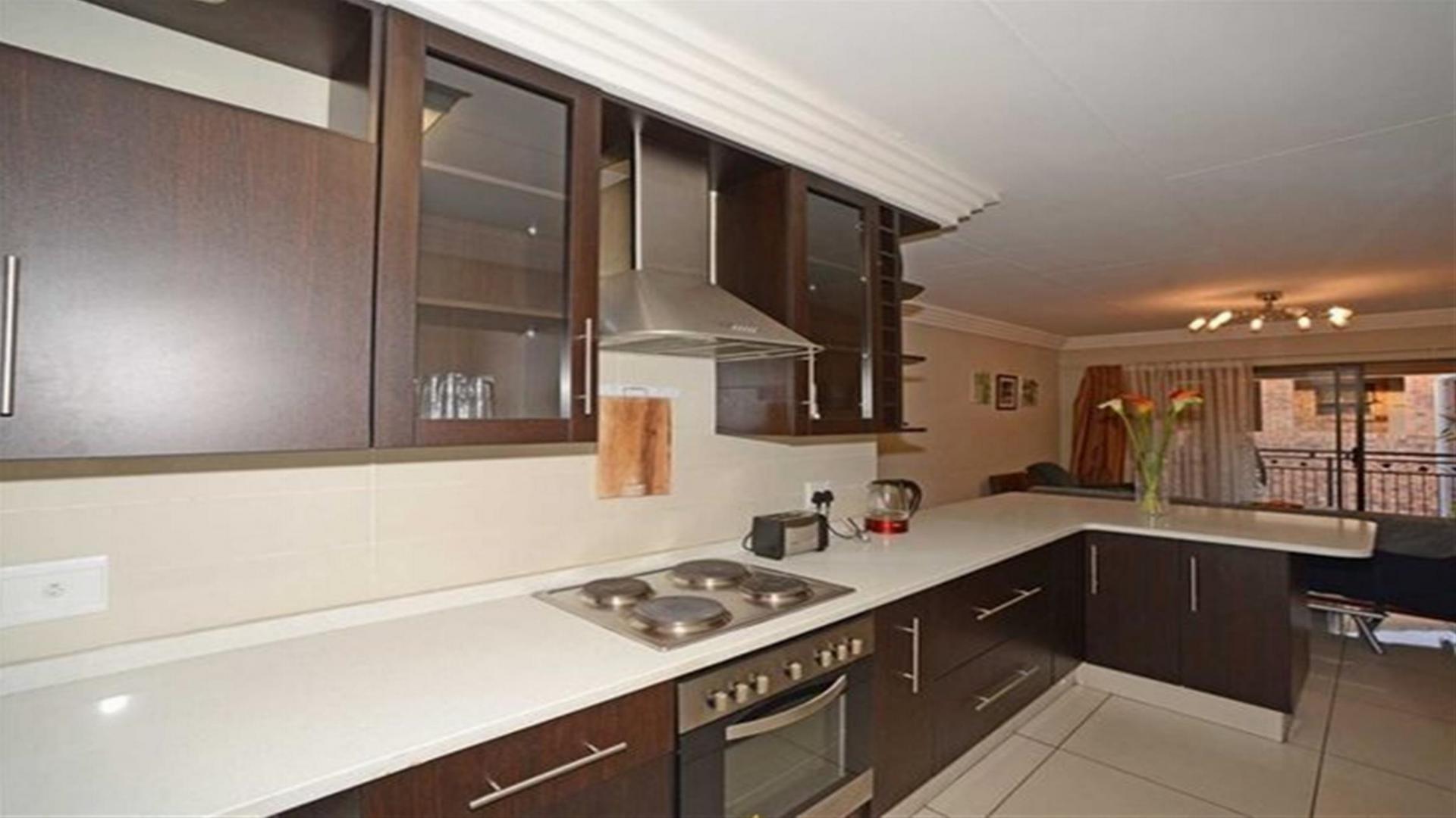 Kitchen - 11 square meters of property in Ravenswood