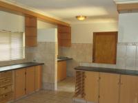 Kitchen - 16 square meters of property in Doringkruin