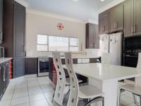 Kitchen - 24 square meters of property in Silverwoods Country Estate