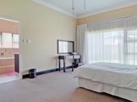 Main Bedroom - 29 square meters of property in Silverwoods Country Estate