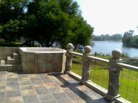 Spaces - 11 square meters of property in Vaal Oewer