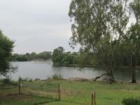 Spaces - 11 square meters of property in Vaal Oewer