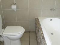Bathroom 1 - 5 square meters of property in Vereeniging