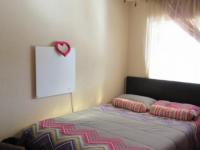 Bed Room 1 - 7 square meters of property in Lenasia South