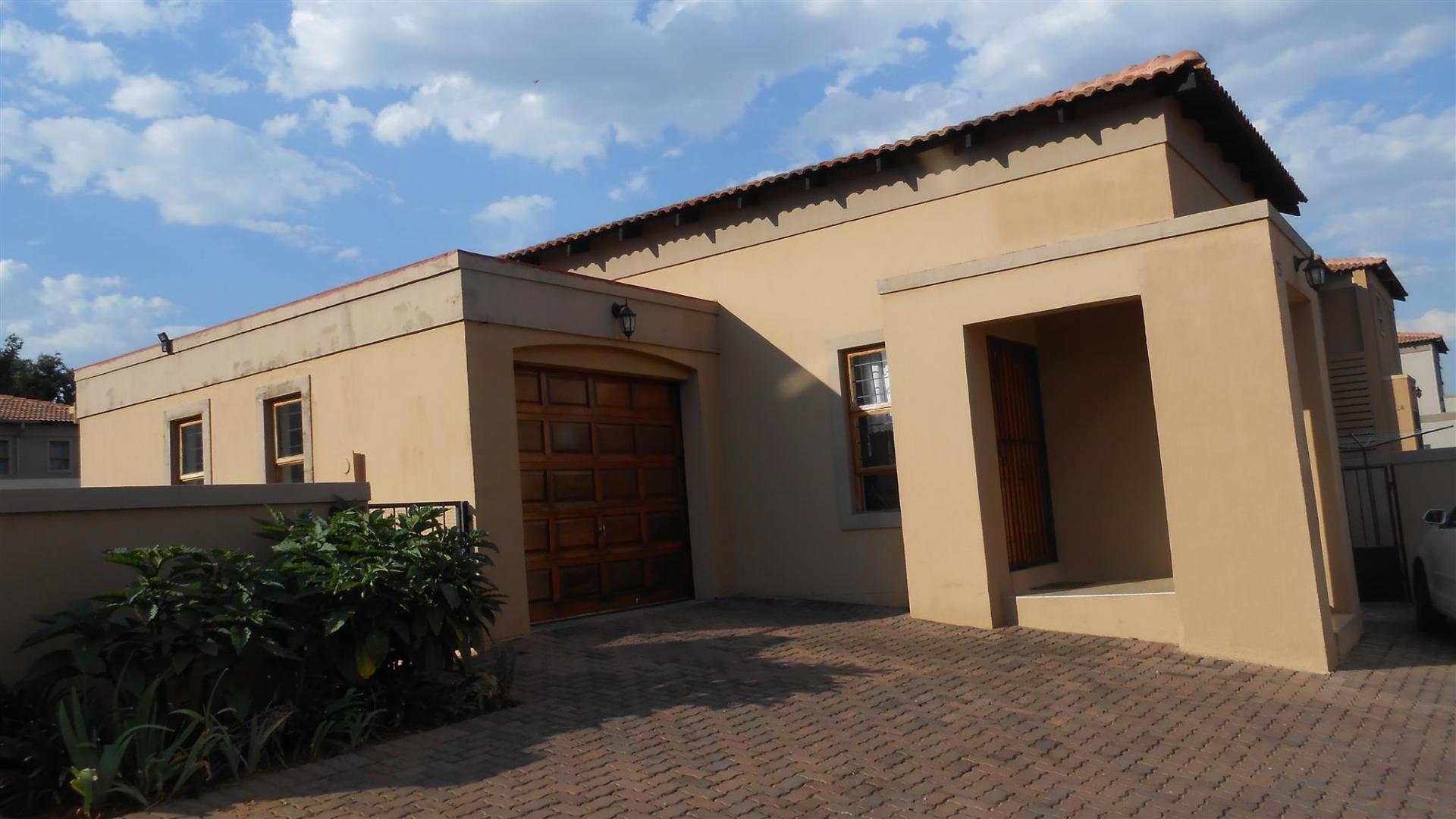 Front View of property in Heidelberg - GP