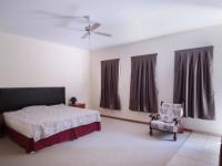 Main Bedroom - 28 square meters of property in Silver Lakes Golf Estate