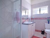 Bathroom 1 - 10 square meters of property in Silver Lakes Golf Estate