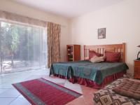 Bed Room 1 - 38 square meters of property in Silver Lakes Golf Estate