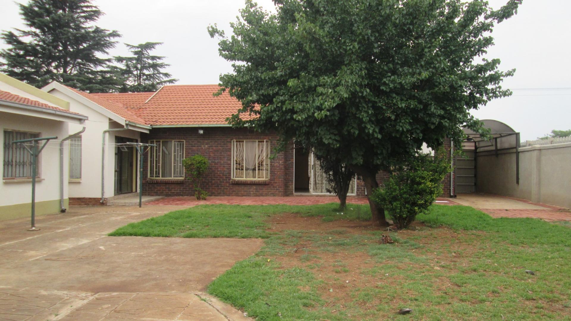 Garden of property in Roodekop