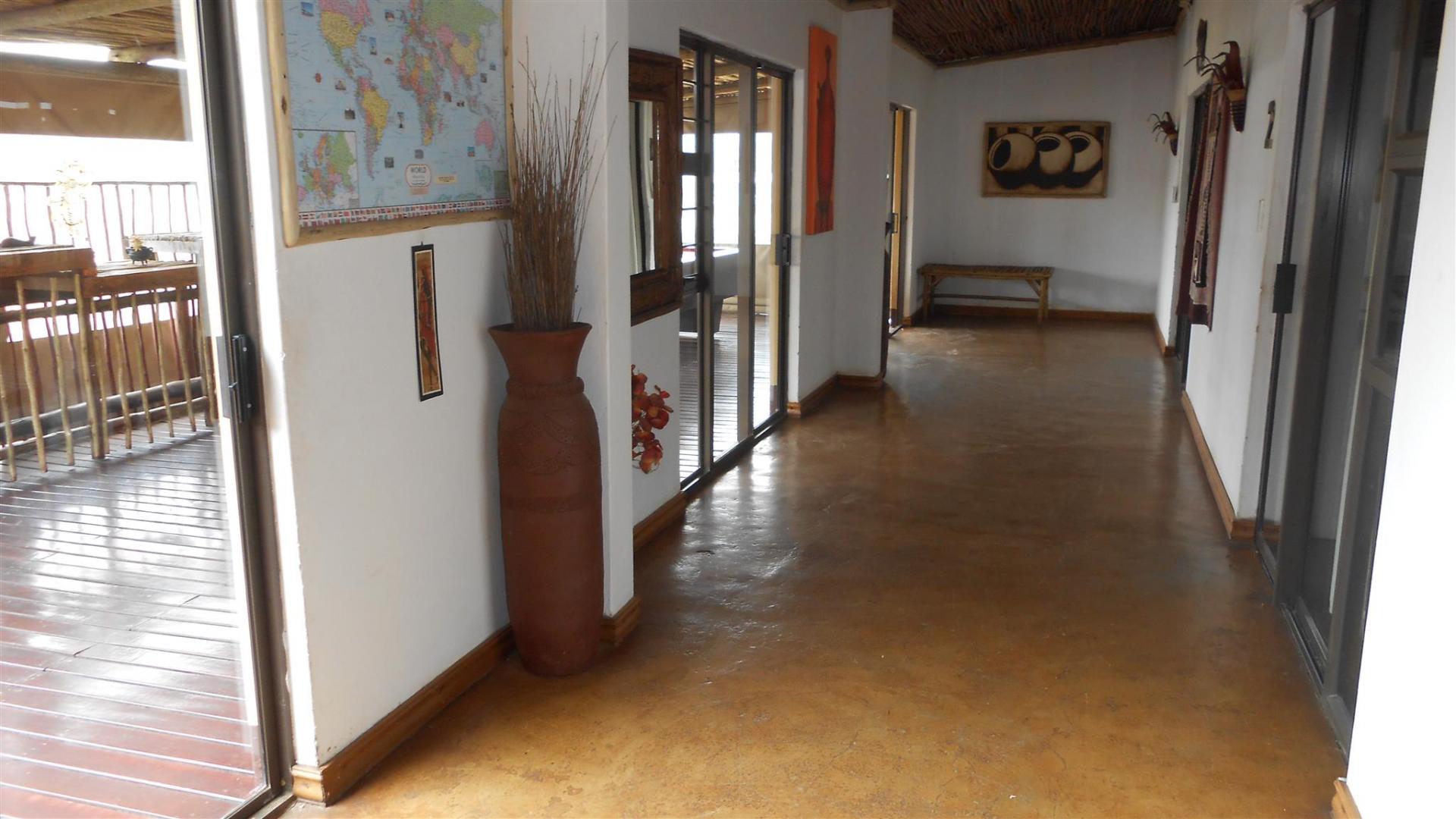 Spaces - 75 square meters of property in Benoni