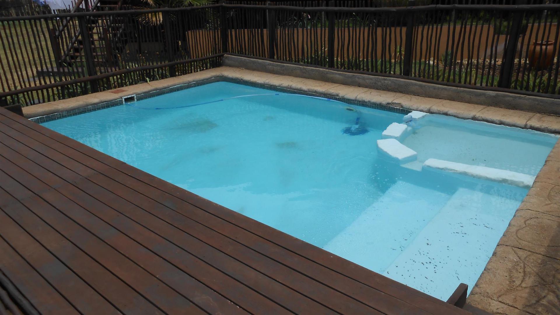 Entertainment - 8 square meters of property in Benoni