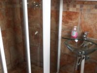 Bathroom 3+ - 30 square meters of property in Benoni