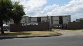 1 Bedroom 1 Bathroom Flat/Apartment for Sale for sale in Kempton Park