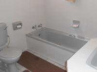 Bathroom 2 - 8 square meters of property in Delmas